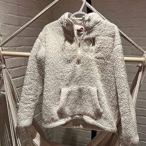 Selling because i have too many sweaters need space